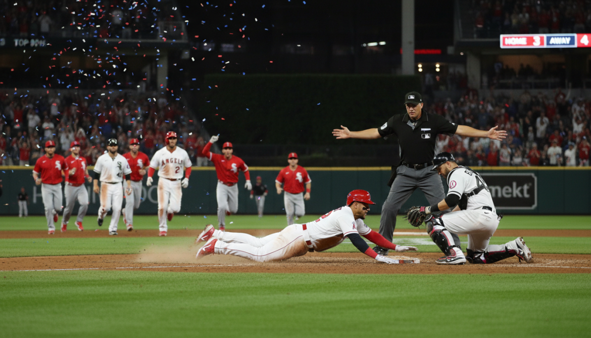 Angels edge White Sox 4-3 in late-inning MLB victory